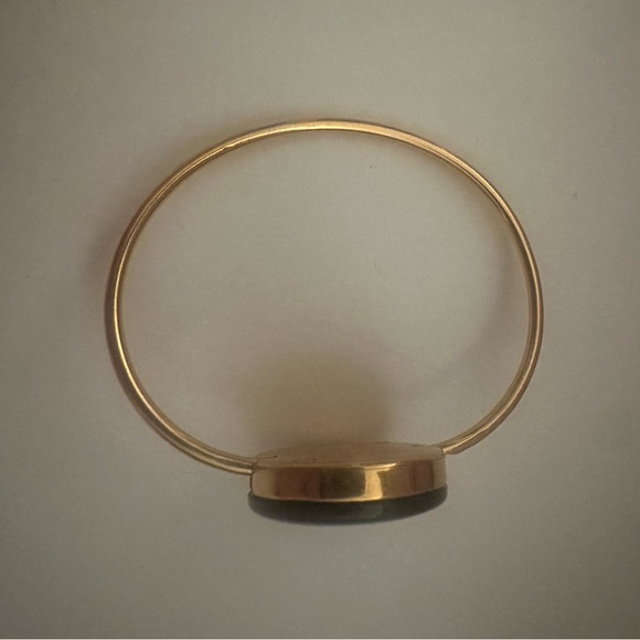 Gucci Bezel Watch - Picture 14 of 16